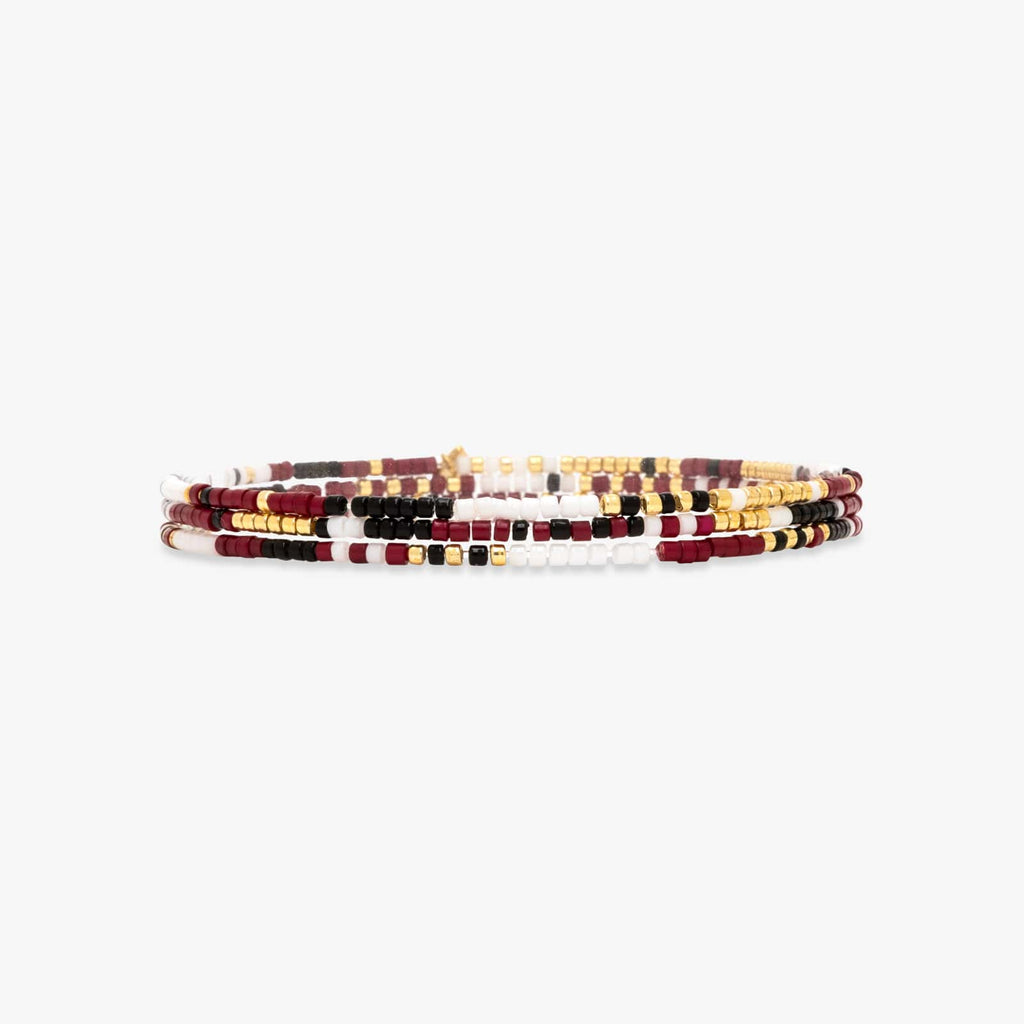 Maroon. Black & White Collection