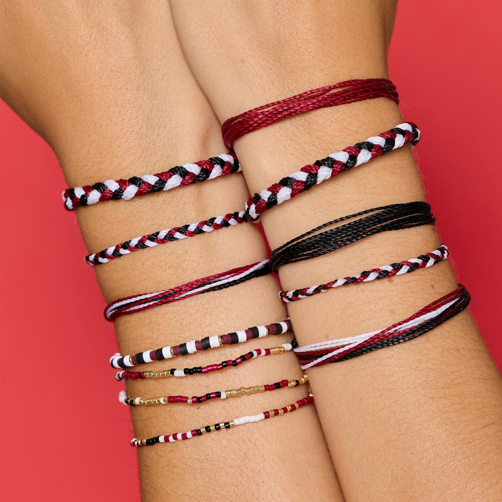 Maroon. Black & White Collection